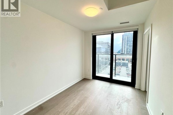 Den - 30 Francis Street S Unit# 906, Kitchener, ON N2G0B5 Photo 5