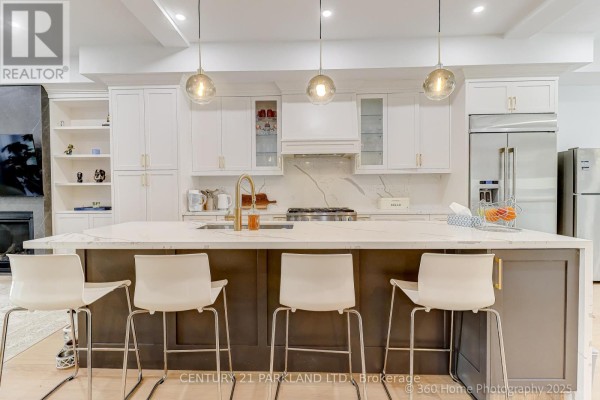 Family room - 30 Glen Echo Avenue, Toronto, ON M4N2E1 Photo 5