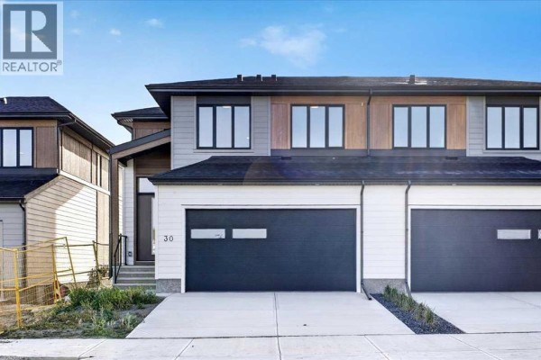 Townhouse for sale at 30 Harbour Way, Rural Rocky View County, AB - MLS® 1fPoXy