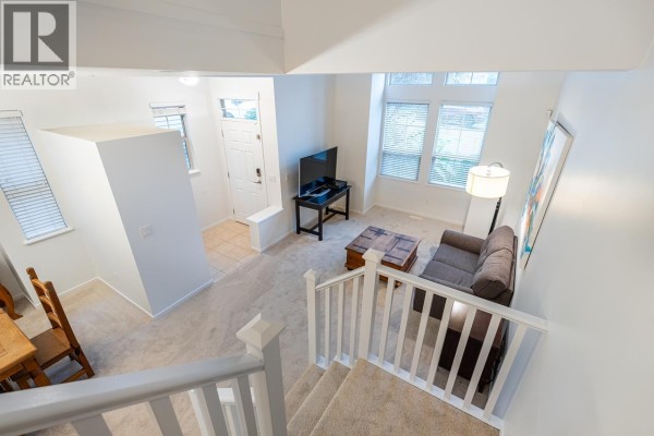 30 Hawthorn Drive, Port Moody, BC V3H0A4 Photo 4
