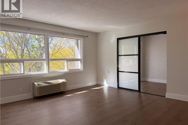 Laundry room - 30 Hugo Crescent Unit# 306, Kitchener, ON N2M3Z2 Photo 5