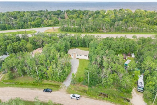 Dining room - 30 Ida Bay, Grand Marais, MB R0E0T0 Photo 2