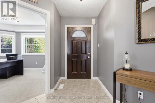 Bathroom - 30 Inett Way, Centre Wellington, ON N1M0A6 Photo 4