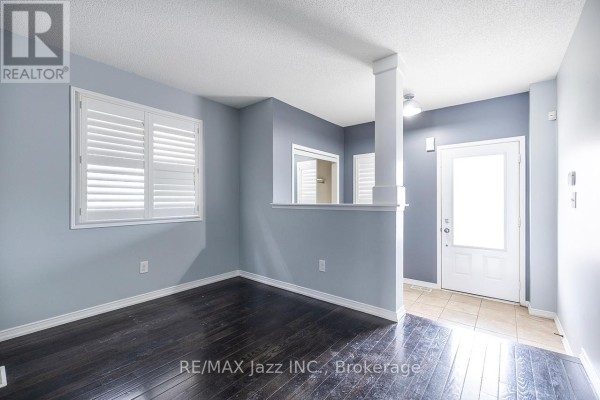 Primary Bedroom - 30 Lloydminster Avenue, Ajax, ON L1Z0N8 Photo 5