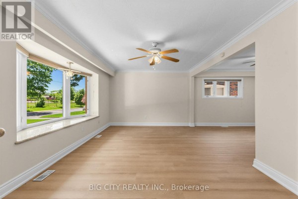 Kitchen - 30 Lozoway Drive, Toronto, ON M1K2Y4 Photo 4