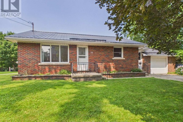 Kitchen - 30 Mark Street E, Grey Highlands, ON N0C1H0 Photo 2