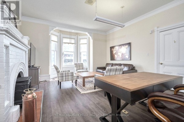 30 Mary Street, Barrie, ON L4N1S8 Photo 3