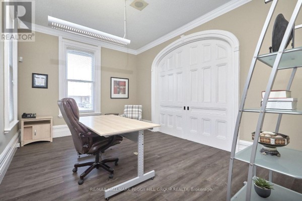 30 Mary Street, Barrie, ON L4N1S8 Photo 5