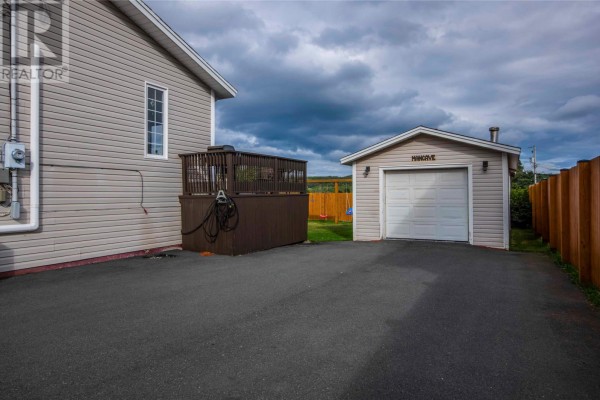 Mud room - 30 Morgans Road, Conception Bay South, NL A1X5B3 Photo 4