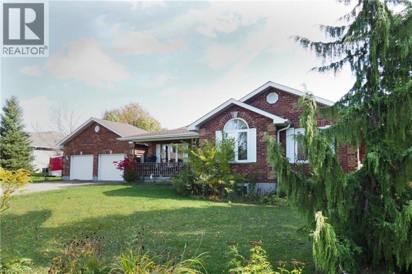 Recreation room - 30 Nesbitt Street, Mapleton, ON N0B1A0 Photo 4