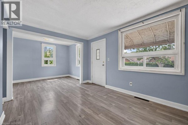 Dining room - 30 Northhaven Road, Welland, ON L3C1X1 Photo 5