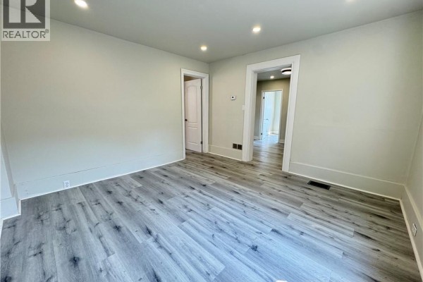 Bedroom - 30 Ontario Street Unit# 2, Brantford, ON N3S2B9 Photo 5