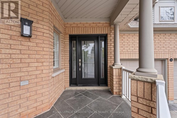 30 Orchard Park Gate, Brampton, ON, photo 2