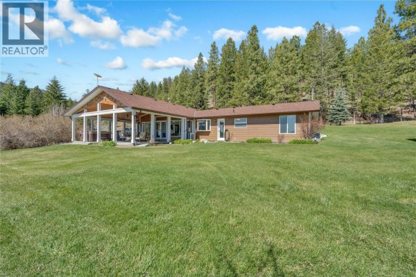 30 Osborne Road, Summerland, BC, photo 2