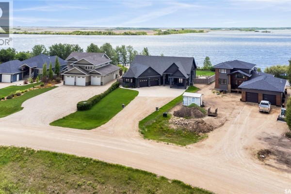 Family room - 30 Pape Drive, Humboldt Lake, SK S0K2A0 Photo 2