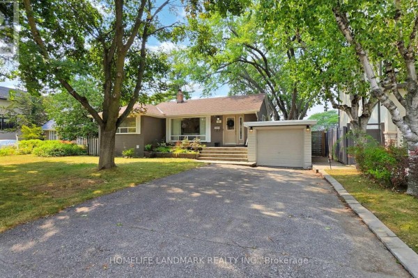 30 Paperbirch Drive, Toronto, ON, photo 2