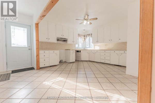 Bedroom 3 - 30 Pine Crescent, Kapuskasing, ON P5N1X7 Photo 5