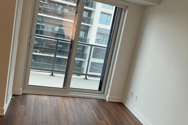Family room - 30 Samuel Wood Way N, Toronto, ON M9B0C9 Photo 4