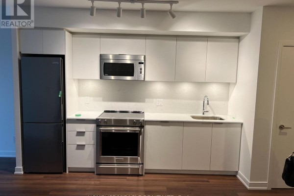 30 Samuel Wood Way N, Toronto, ON M9B0C9 Photo 5