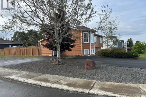 Eat in kitchen - 30 Snow Crescent, Grand Falls  Windsor, NL A2B1C7 Photo 5