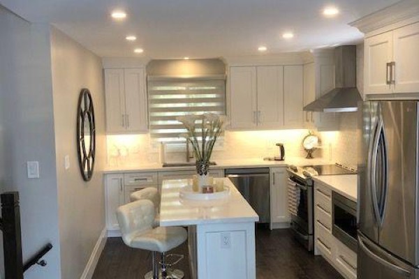30 Somerset Drive, Brampton, ON L6Z1C7 Photo 3