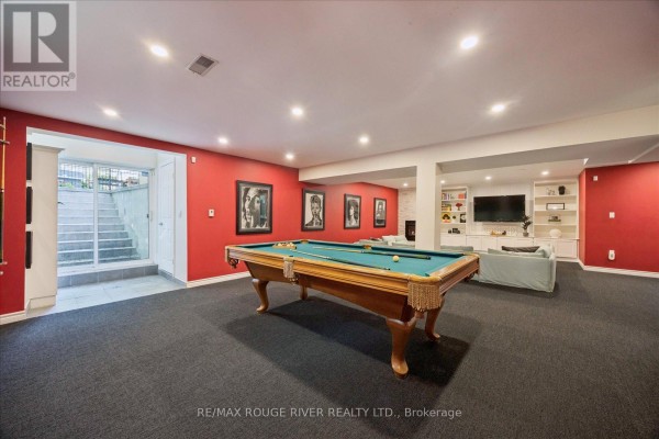 Kitchen - 30 Springbank Avenue, Toronto, ON M1N1G3 Photo 4