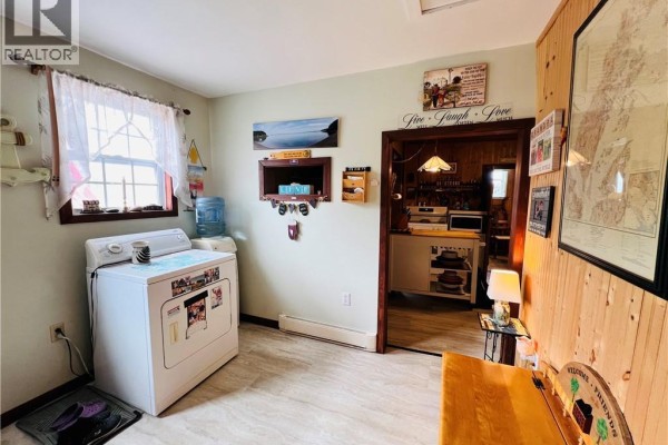 Living room - 30 Stover Road, Fairhaven, NB E5V1P8 Photo 4