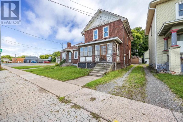 30 Wellington St E, Sault Ste  Marie, ON, photo 2