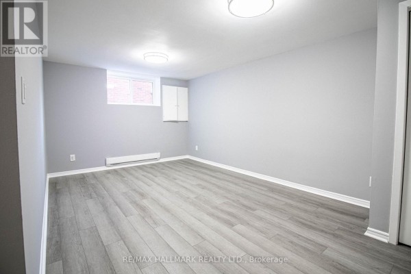 300 - 123 Dunn Avenue, Toronto, ON M6K2R8 Photo 4