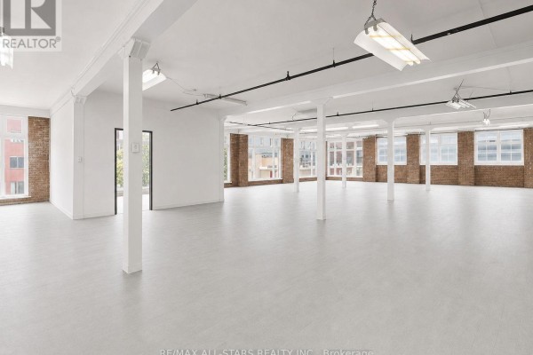 300 - 14 Mccaul Street, Toronto, ON, photo 3