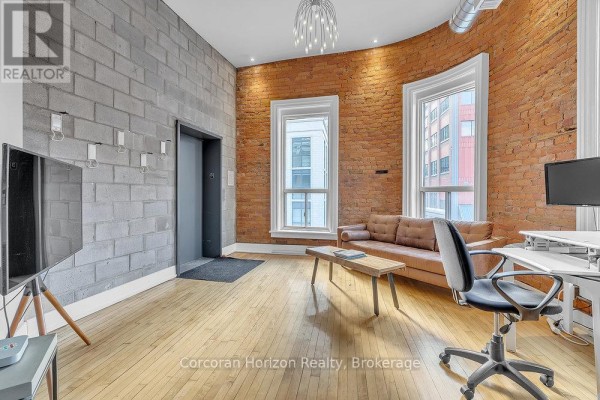 300 - 41 King William Street, Hamilton, ON L8R1A2 Photo 5