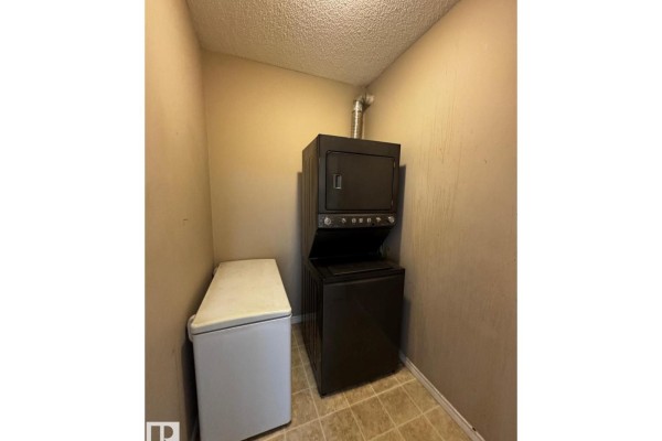 Bedroom 2 - #300 16715 100 Av Nw, Edmonton, AB T5P4Z5 Photo 5