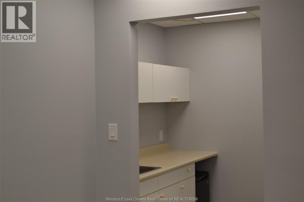 300 Eugenie Street East Unit# Suite E, Windsor, ON N8X2Y1 Photo 4