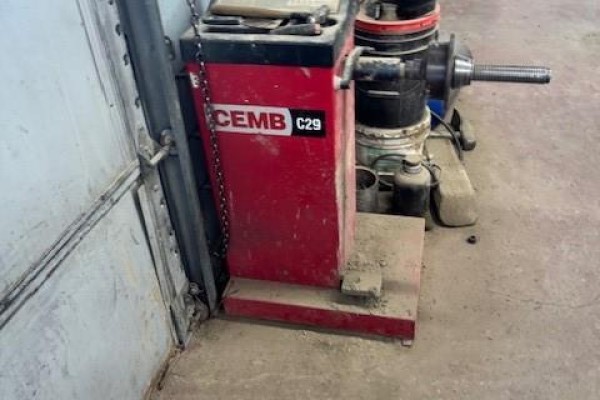 300 Frontage Street, Cut Knife, SK S0M0N0 Photo 5