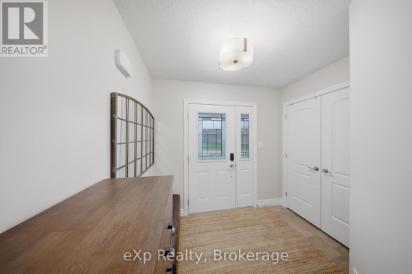 Laundry room - 300 Hutton Street E, North Perth, ON N4W0C1 Photo 3