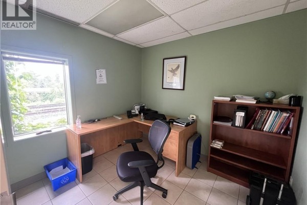 300 Victoria Street N Unit# 8, Kitchener, ON, photo 3
