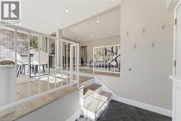 300 Westmount Road E, Kitchener, ON N2M4Z1 Photo 5