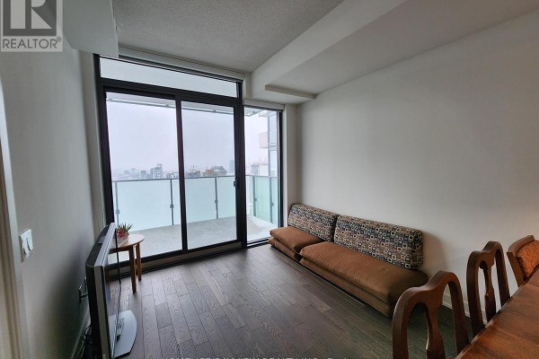 3001 - 25 Richmond Street E, Toronto, ON M5C1N7 Photo 5