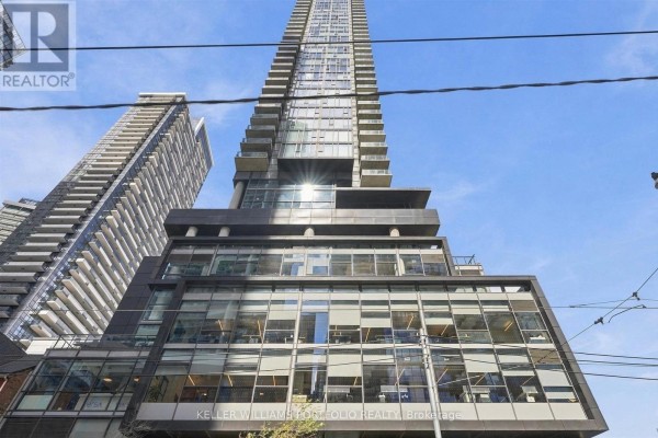 3001 - 290 Adelaide Street, Toronto, ON M5V0P3 Photo 3