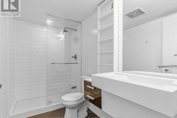 3002 - 38 Dan Leckie Way, Toronto, ON M5V2V6 Photo 5