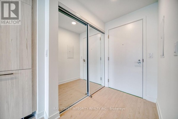3002 - 65 Mutual Street, Toronto, ON M5B0E5 Photo 4