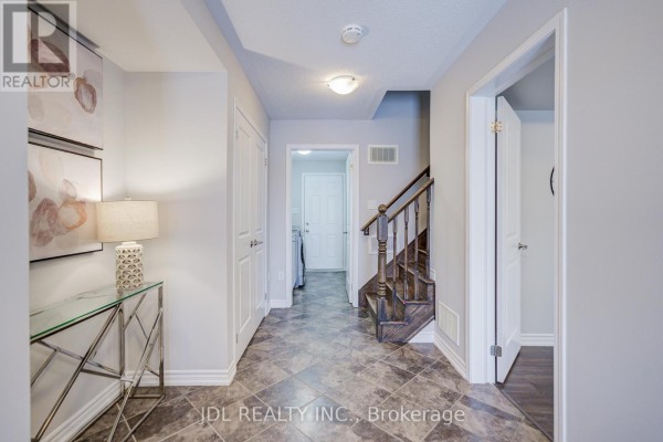 3002 Preserve Drive, Unit 25 Drive, Oakville, ON L6M0V5 Photo 4