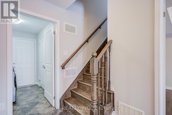 3002 Preserve Drive, Unit 25 Drive, Oakville, ON L6M0V5 Photo 5