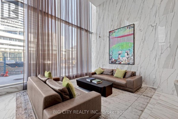 3003 - 448 Burnhamthrope Road W, Mississauga, ON L5B0R4 Photo 2