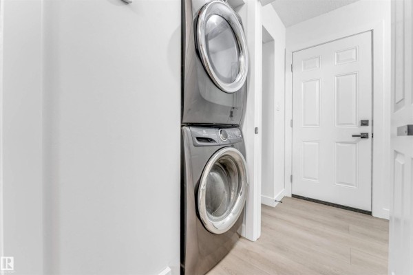3003 36 St Nw, Edmonton, AB T6L4N5 Photo 5