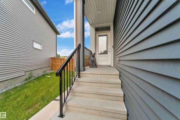 3003 4 St Nw, Edmonton, AB, photo 3