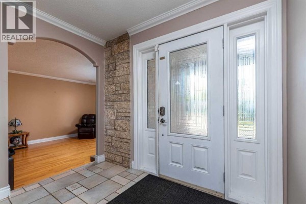 Family room - 3003 55a Avenue, Lloydminster, AB T9V1S3 Photo 4