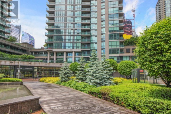 Dining room - 3004 - 18 Harbour Street, Toronto, ON M5J2Z6 Photo 2