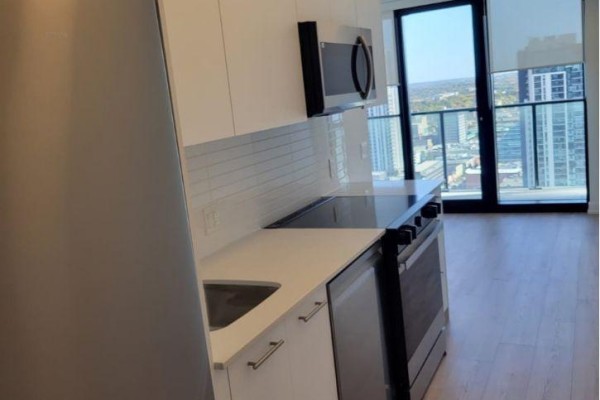 Kitchen - 3004 - 30 Francis Street, Kitchener, ON N2G1H7 Photo 2