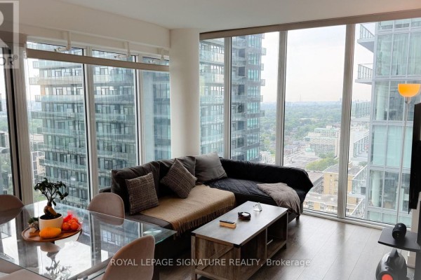 Kitchen - 3004 - 99 Broadway Avenue, Toronto, ON M4P0E3 Photo 3